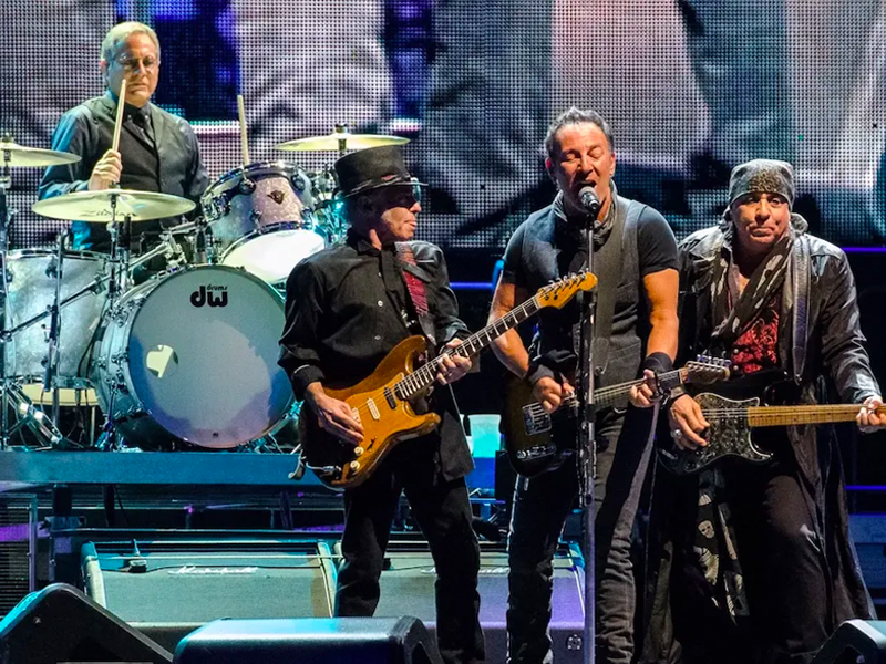 Bruce Springsteen and the E Street Band at Mohegan Sun Arena