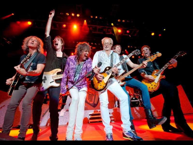 Foreigner: Farewell Tour with Loverboy at Mohegan Sun Arena